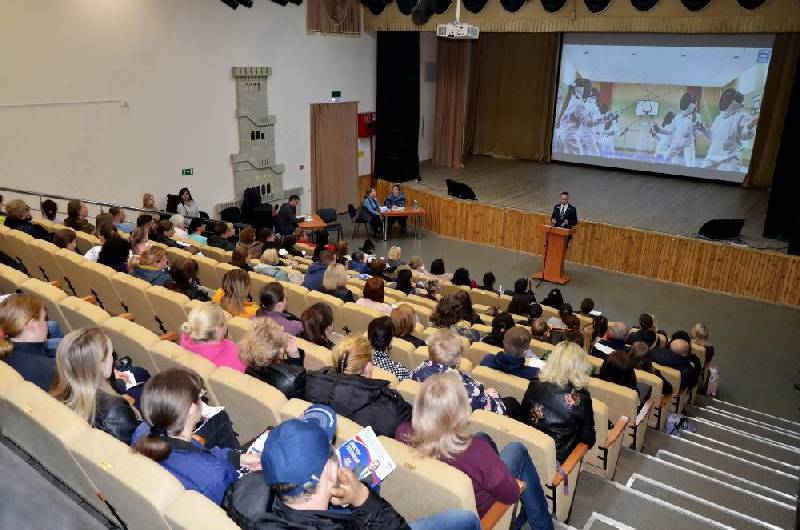 Парламентарии Курганинского района приняли участие в заседании комитета СМД края