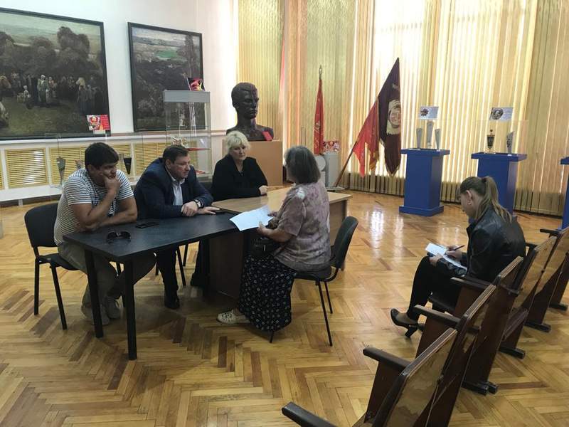 Молодыми депутатами Курганинского района проведен  очередной прием граждан
