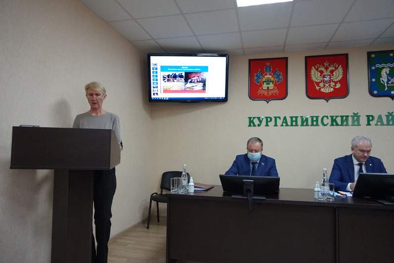 Глава Курганинского района Андрей Ворушилин провел еженедельное районное планерное совещание