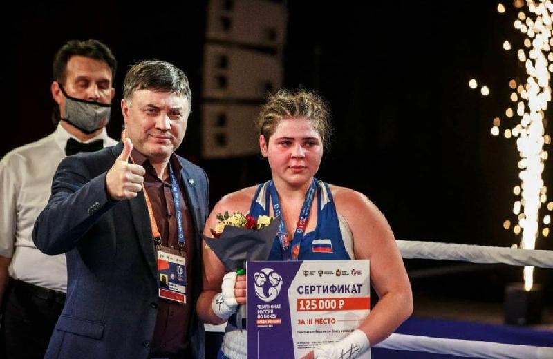 Ксения Олифиренко — бронзовый призер Чемпионата России по боксу среди женщин