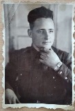 Мошак Степан Денисович 1923 г.р.  двоюродный дед Князевой Т.Г.,                        родился в Украинской ССР, Винницкой области, в 1944 году был призван в Советскую Армию, в 1985 году ему был вручен «Орден Отечественной Войны 1 степени».  