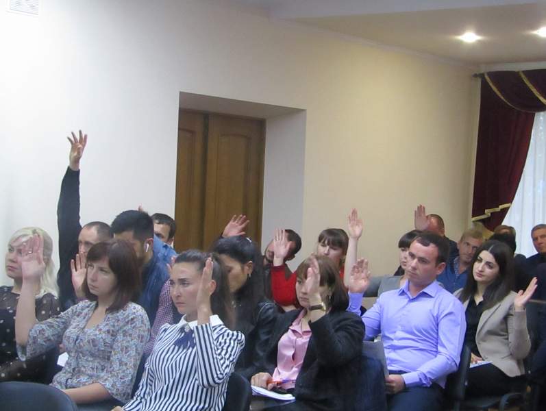 Руководитель муниципалитета Андрей Ворушилин принял участие в заседании общего собрания Совета молодых депутатов Курганинского района