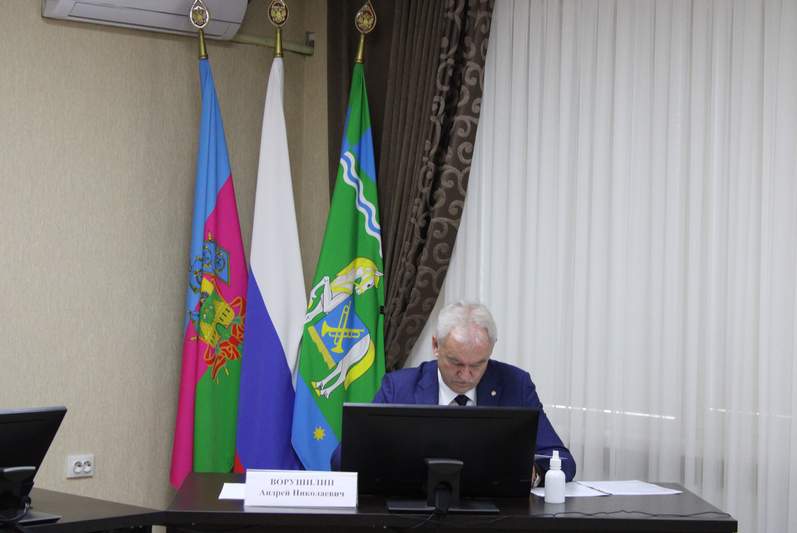 Глава Курганинского района Андрей Ворушилин принял участие в совещании под председательством губернатора Вениамина Кондратьева